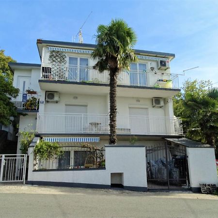 Apartmani Crikvenica 30098 - Dijana Exterior foto